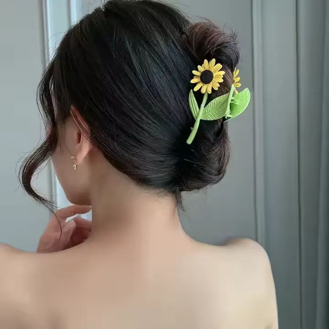 Summer Bloom Hair Claw