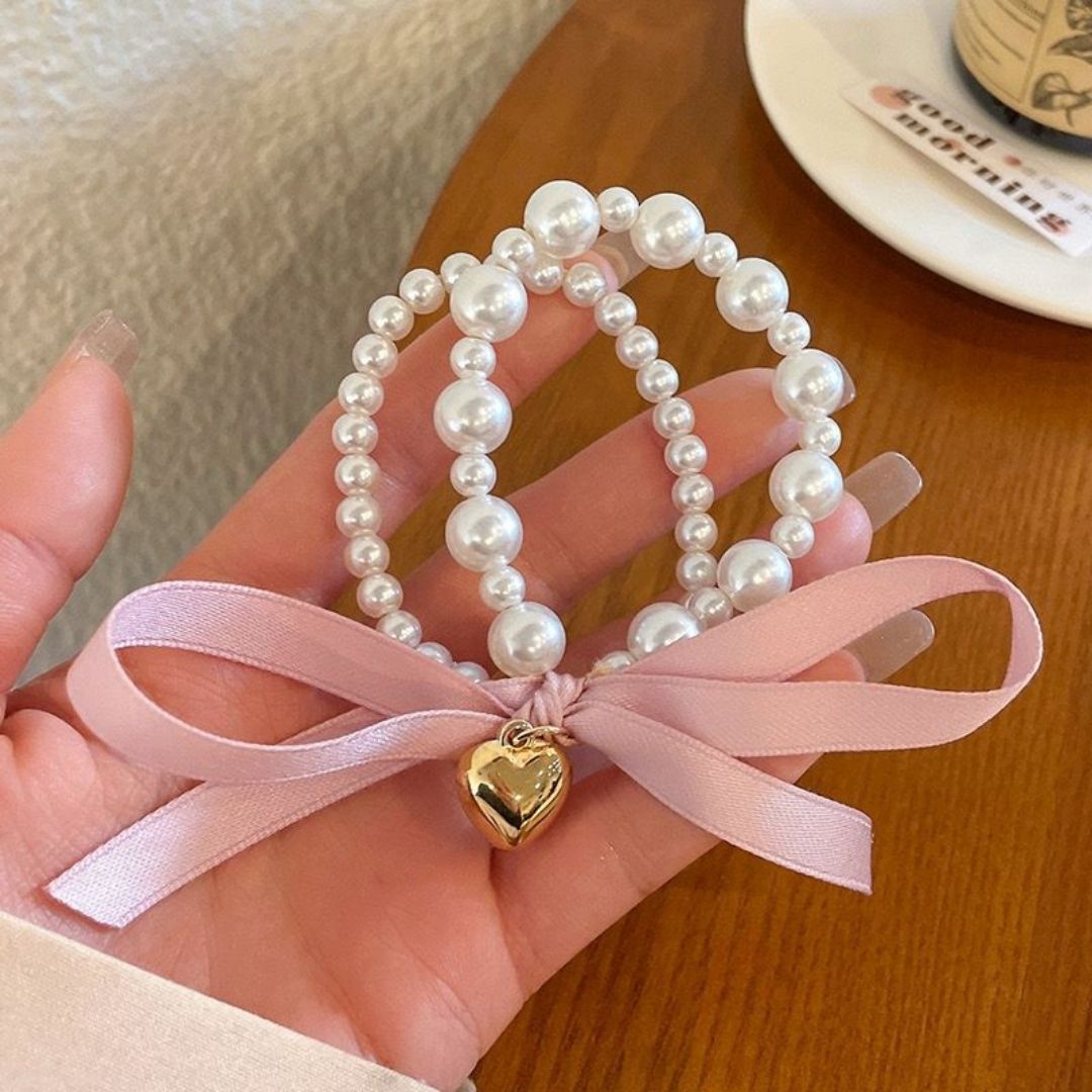 Minimal Pearl Muse Heart Hair Tie