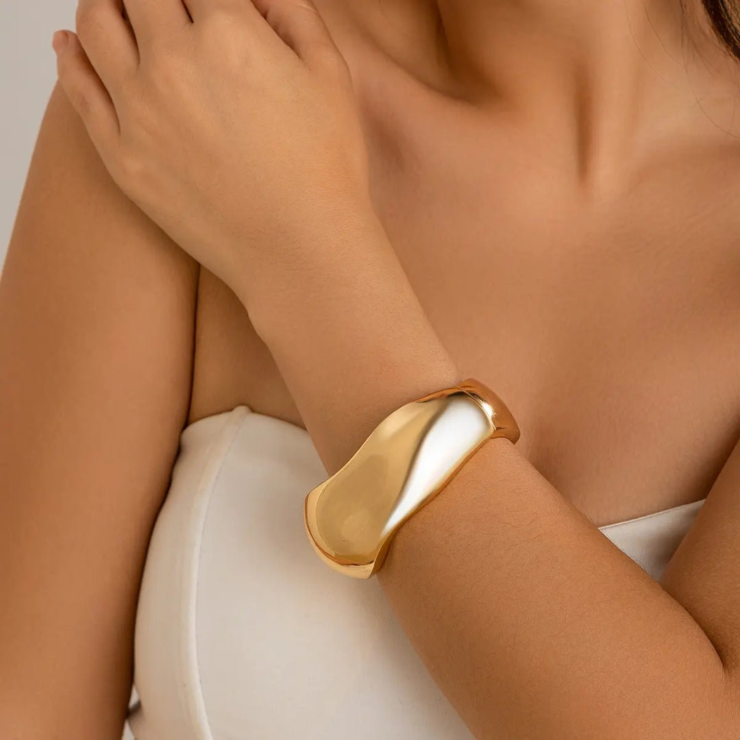 GleamTwirl Bracelet