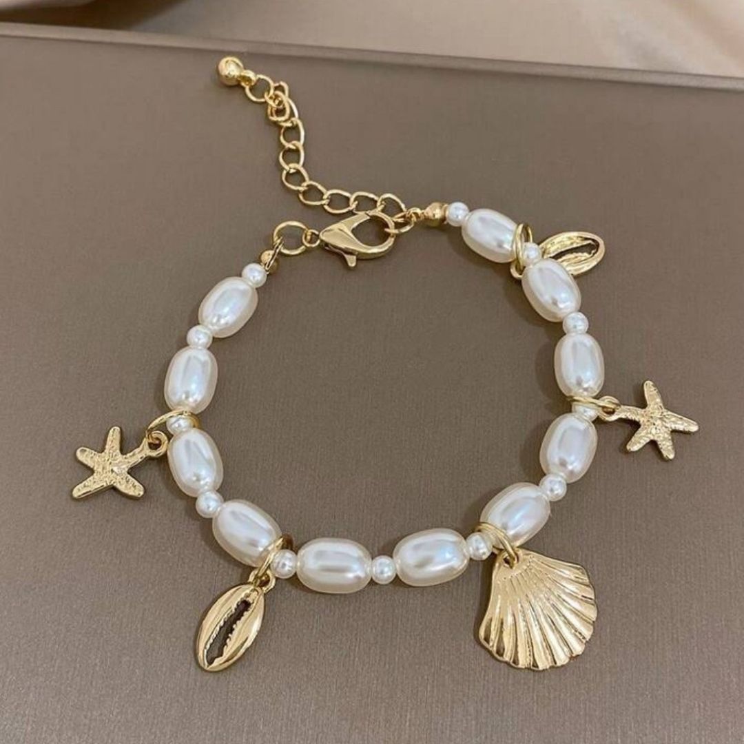 Mermaid Meadow Pearl Bracelet