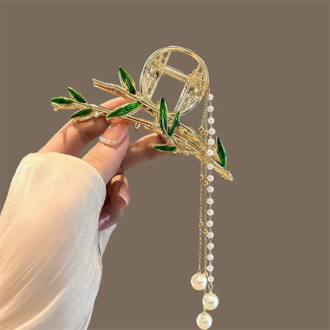 Zen Bamboo Claw