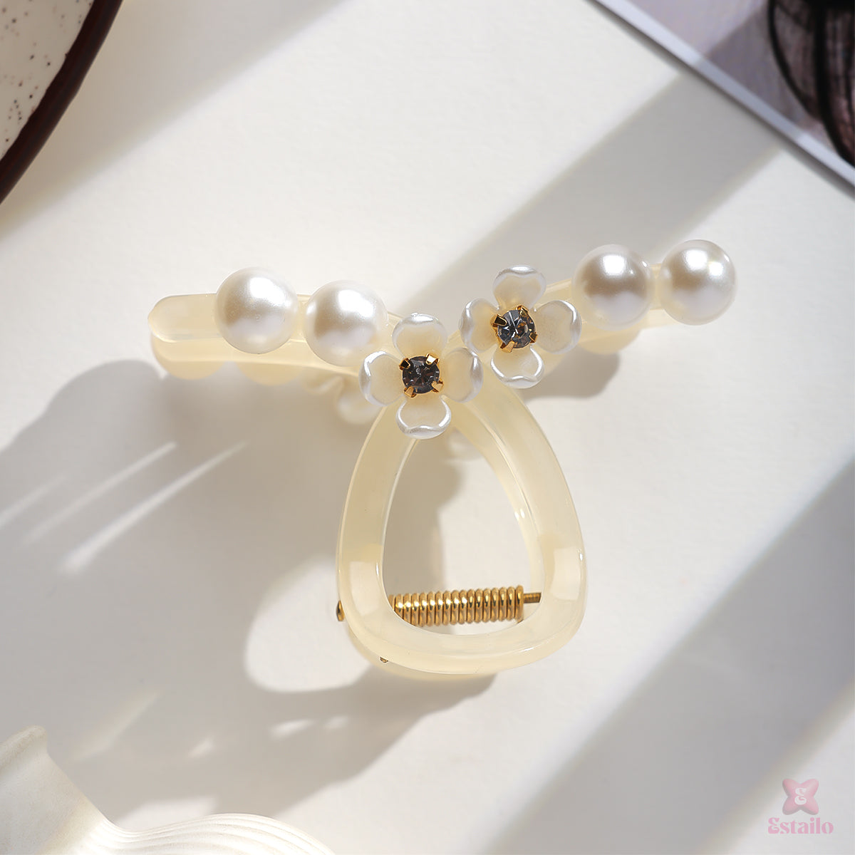 Pearlique Grip Claw