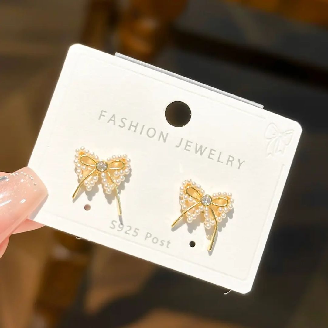 Beaded Pearl Bow Studs Earrings