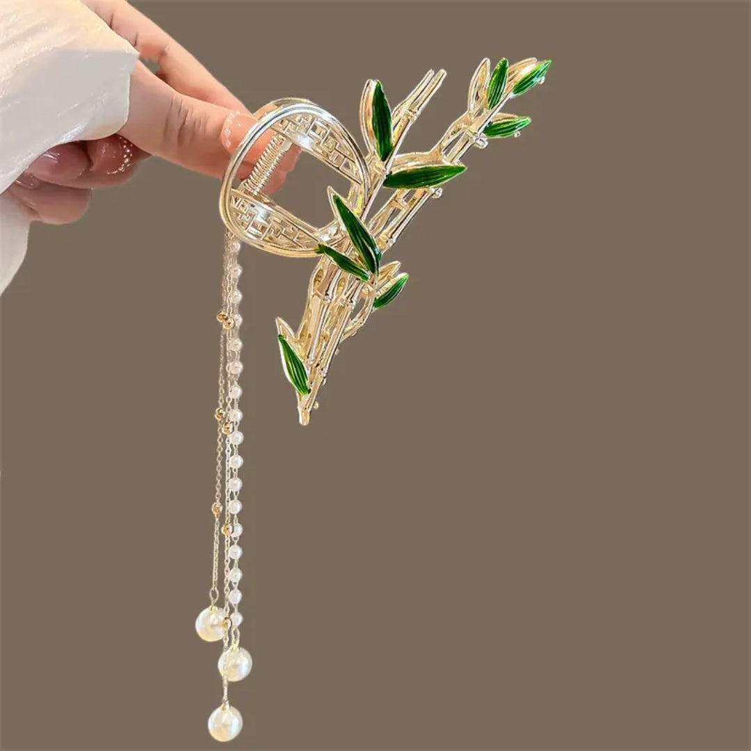 Zen Bamboo Claw