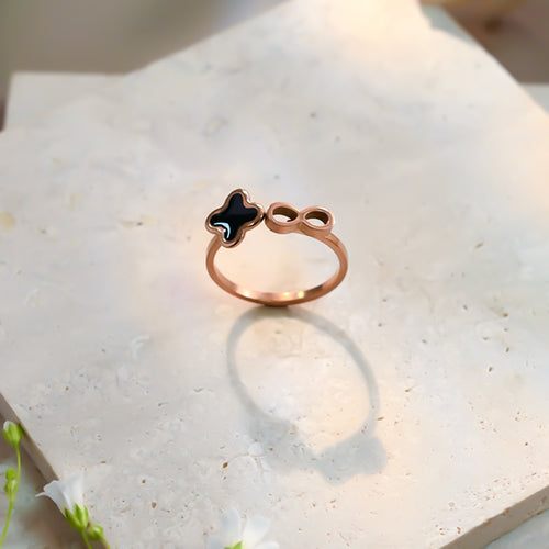 Dark Petal Ring