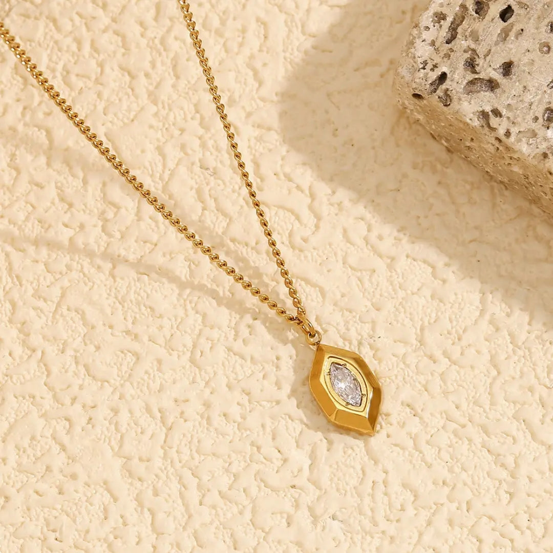 Crystal Gleam Necklace