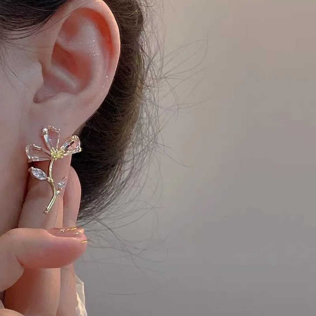 Cozy Crystal Flower Earrings