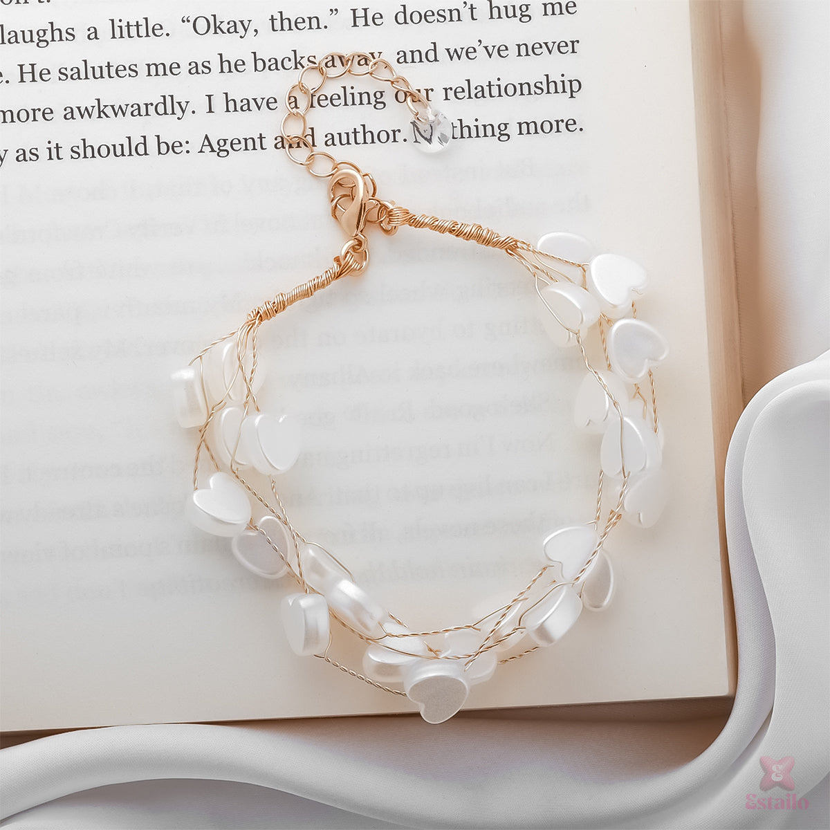 Pearly Hearts Chain Bracelet