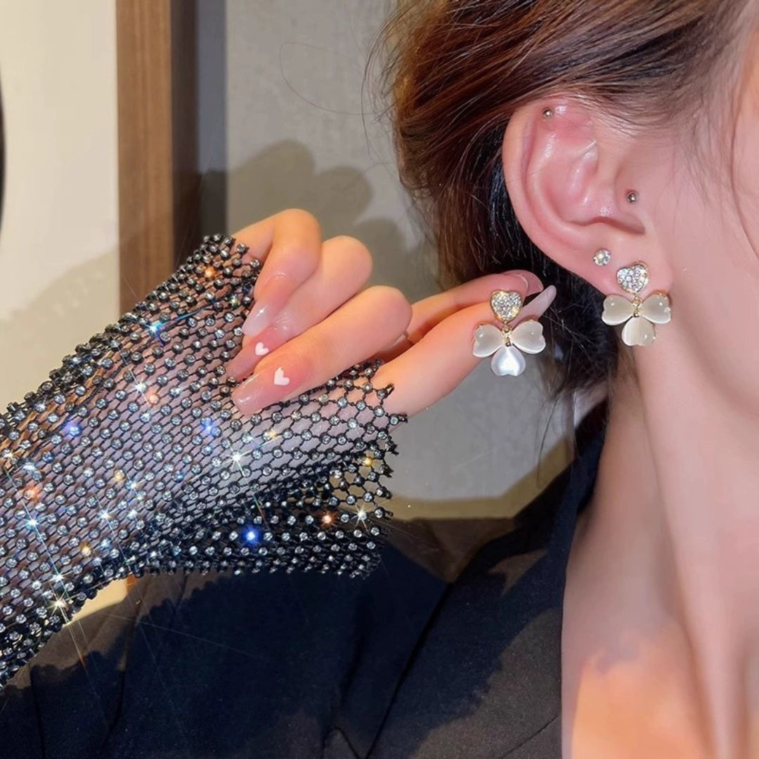 Petal Love Studs Earrings