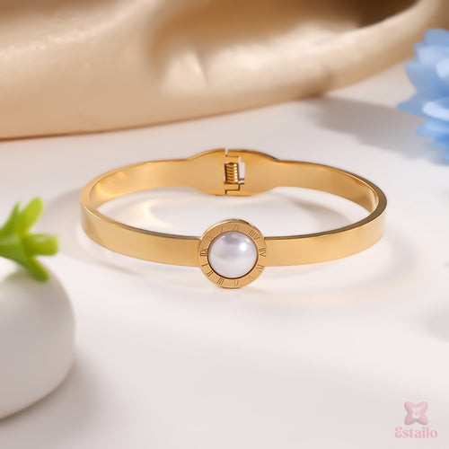 Pearl Of Statement Bracelet