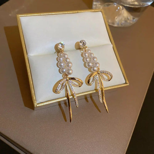 Ribbon Pearl Dangles Earrings