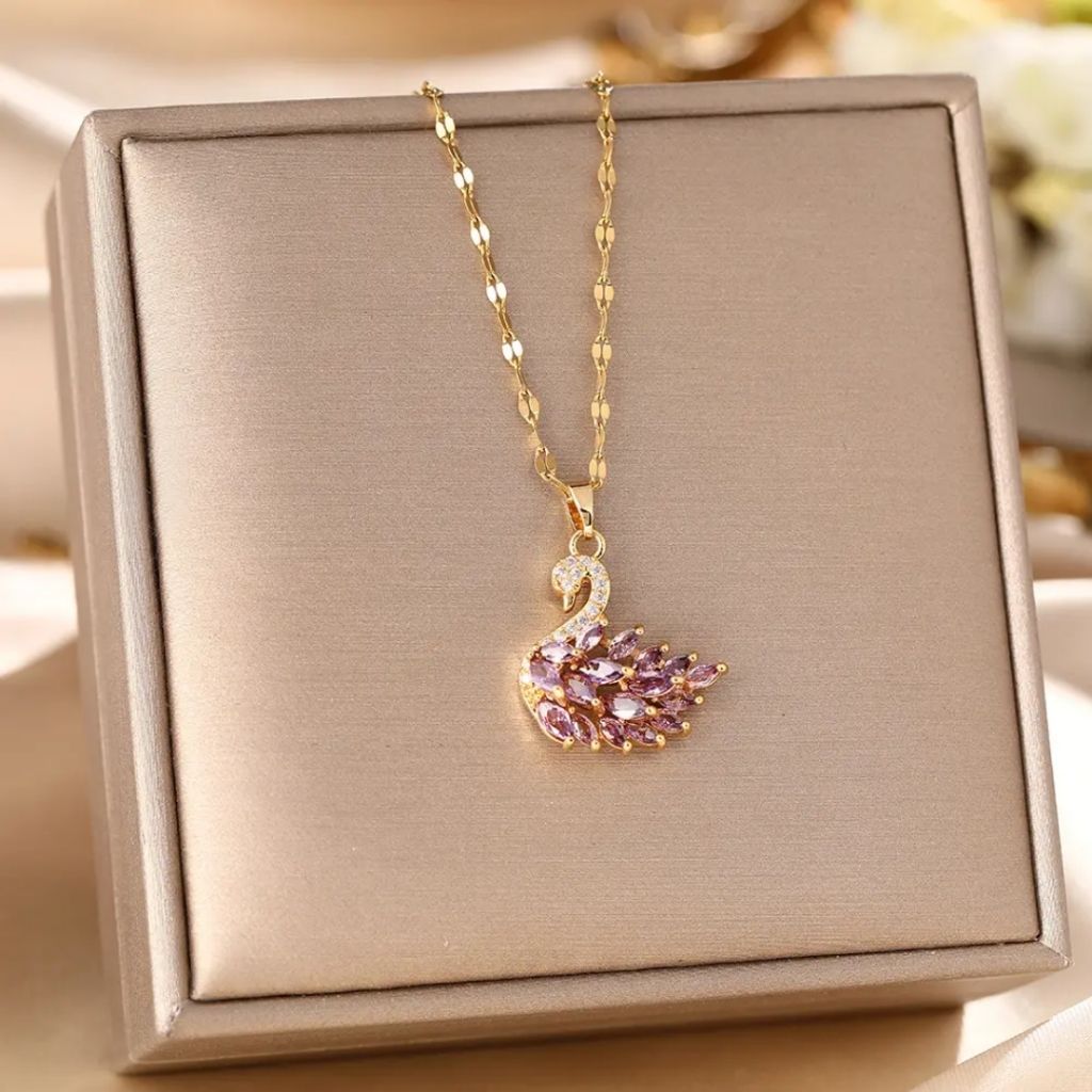 Fairy Wink Neckpiece