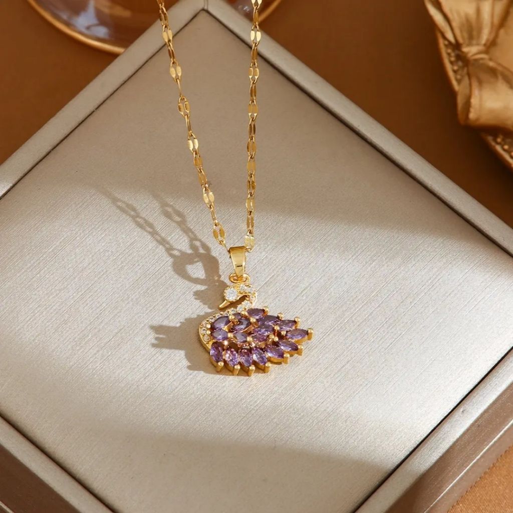 Fairy Wink Neckpiece