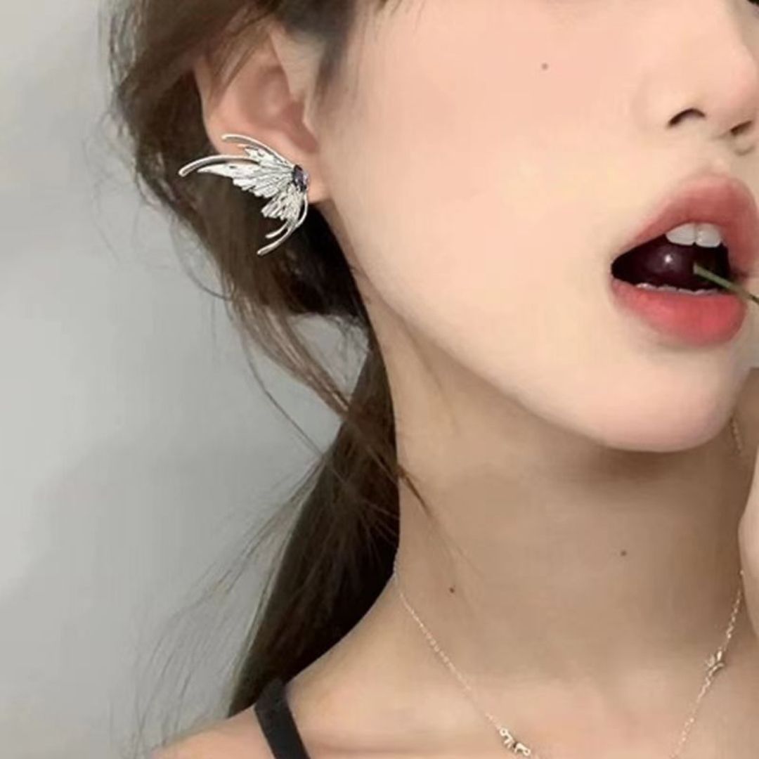 Glorix Wing Spark Earrings