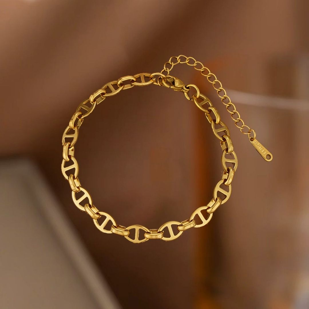 Regatta Gold Chain Bracelet