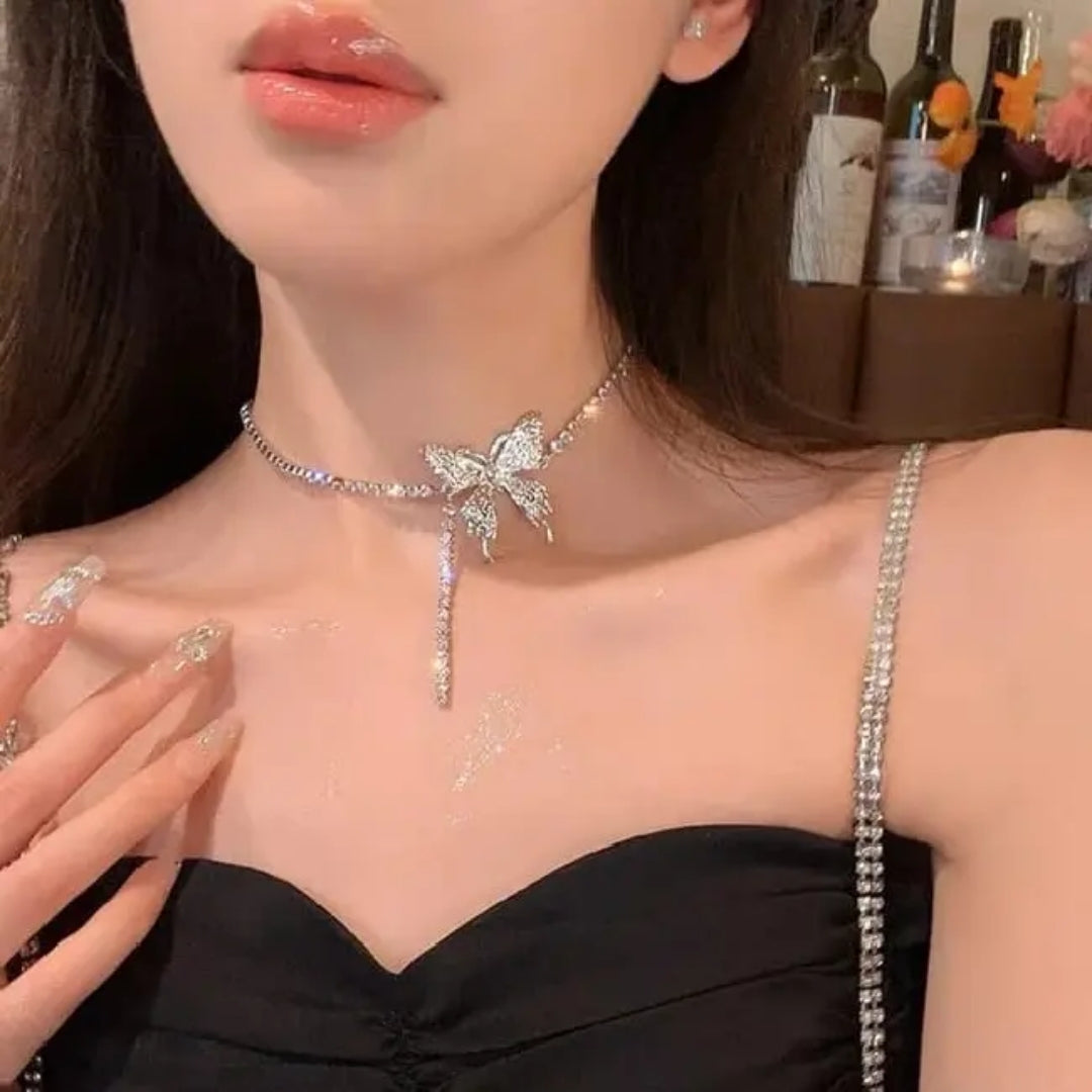 Flutter Chic Necklace