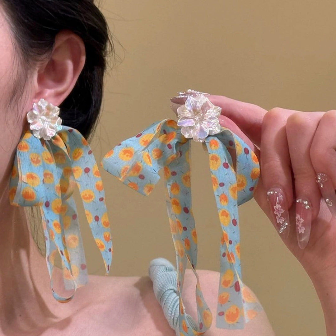 Fleur de Ruban Drops Earrings