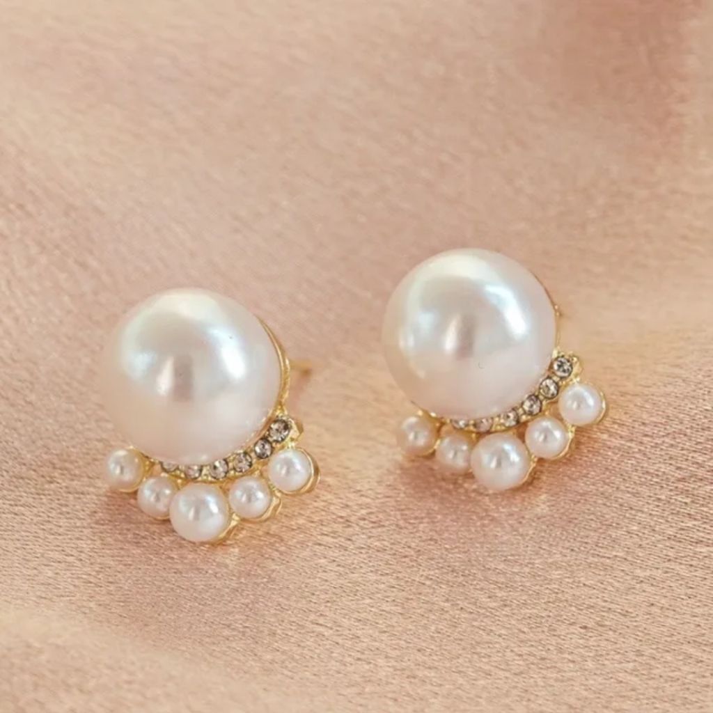Pearl Tiny Drops Earrings
