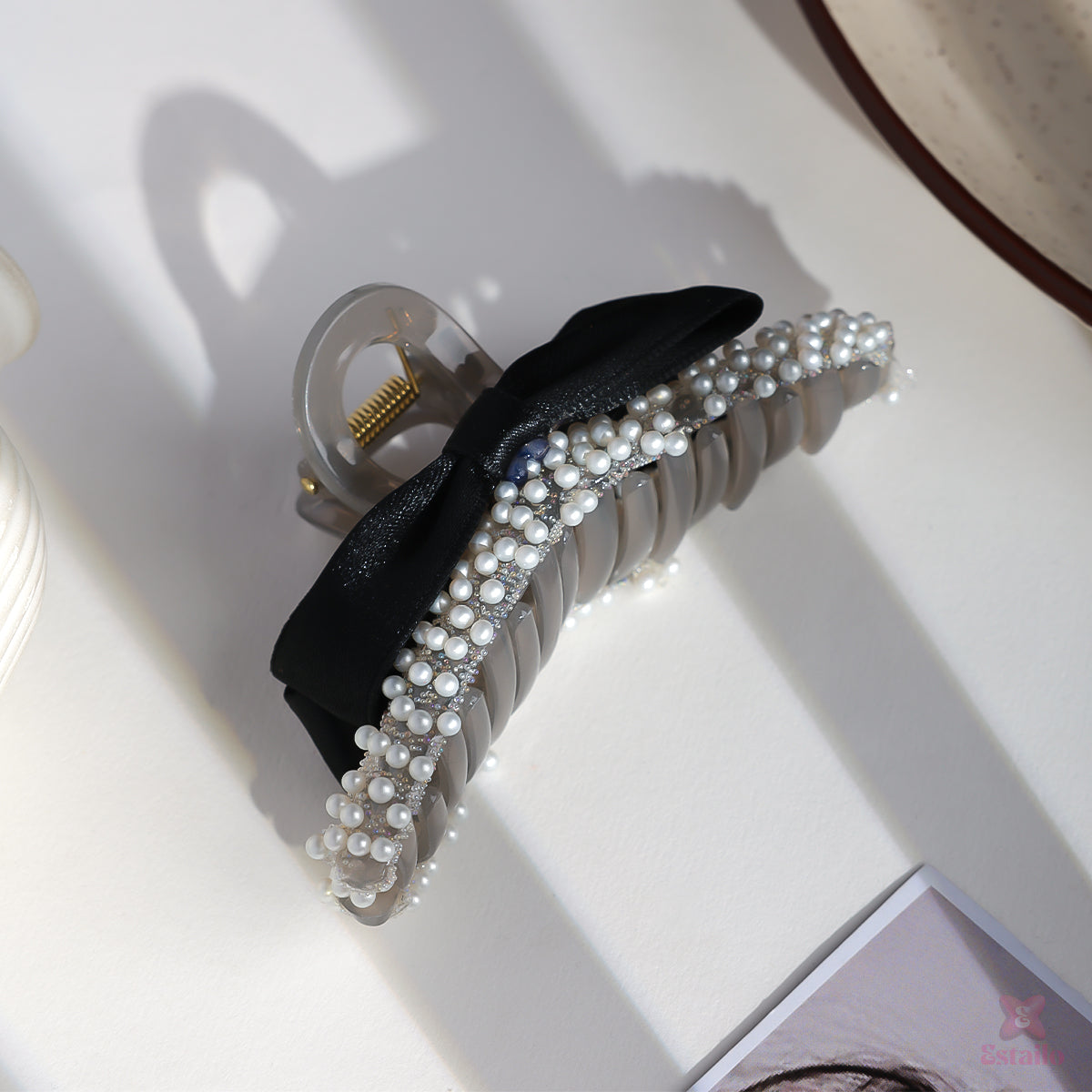 Pearl Noir Claw