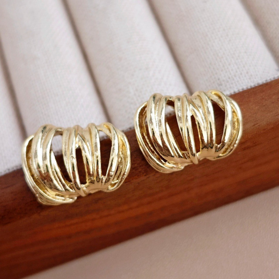 Golden Ripple Studs Earring