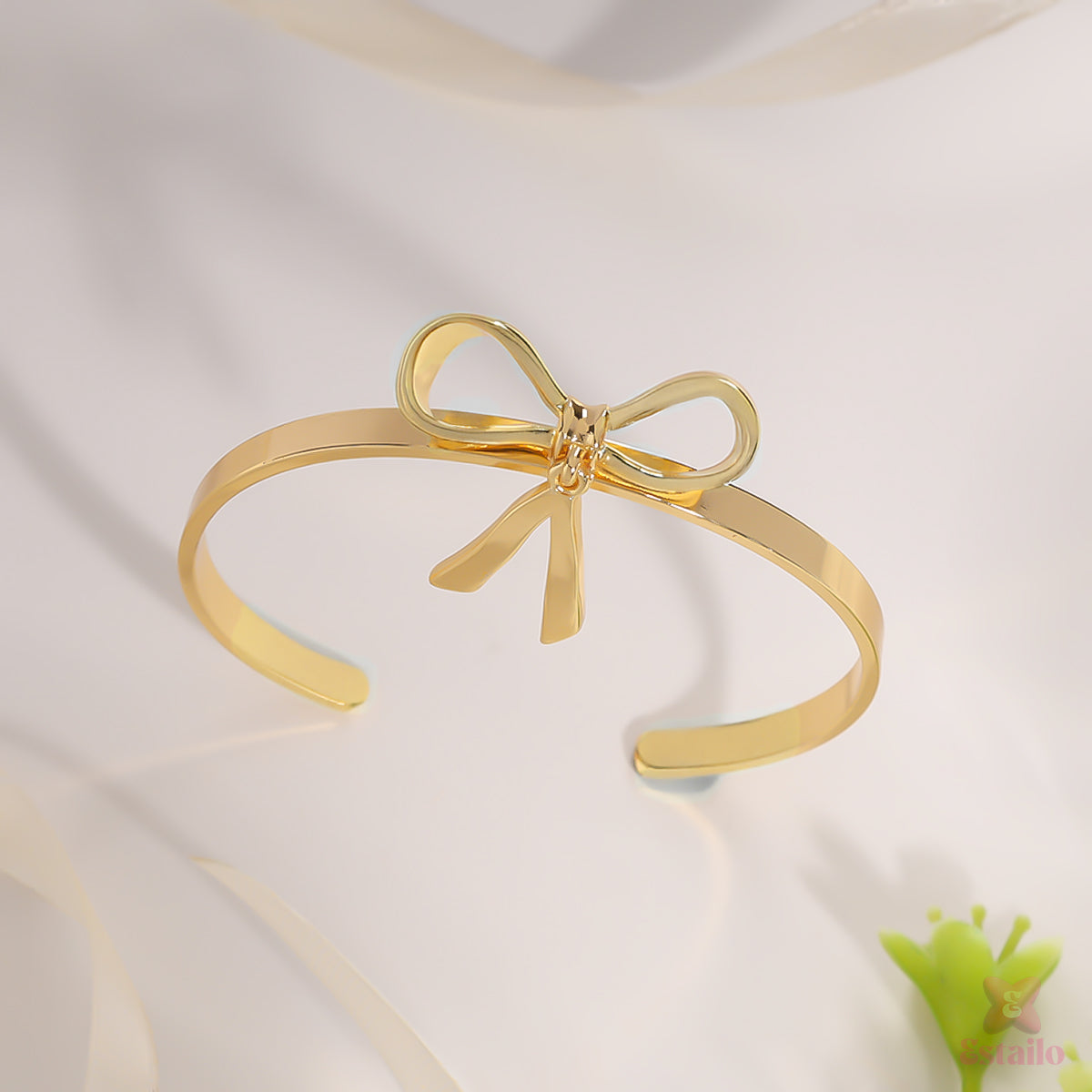 LuxeKnot Bracelet