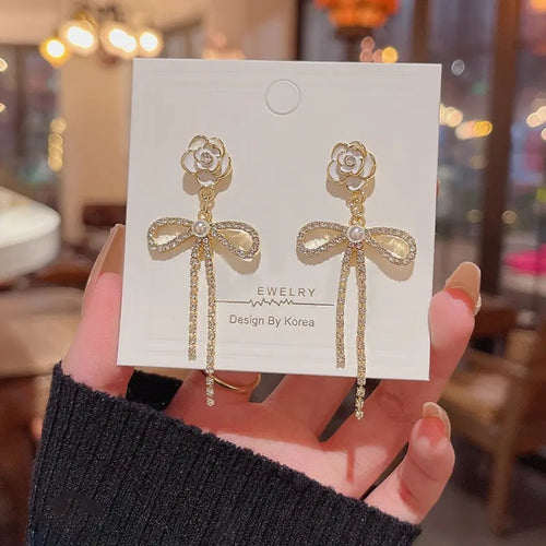 Glamorous Flower Bow Drops Earrings