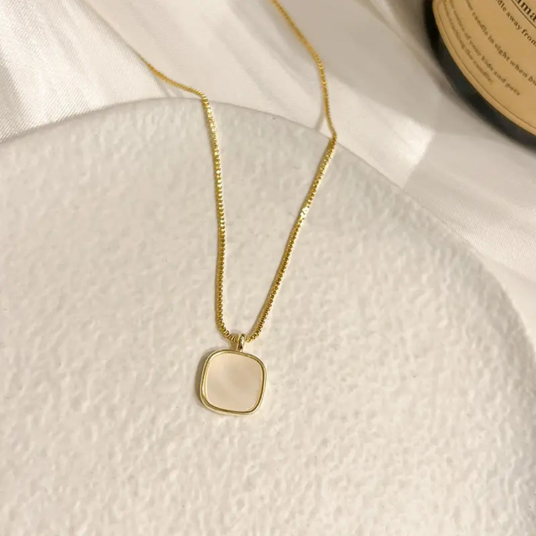 Frost Luxe Pendant