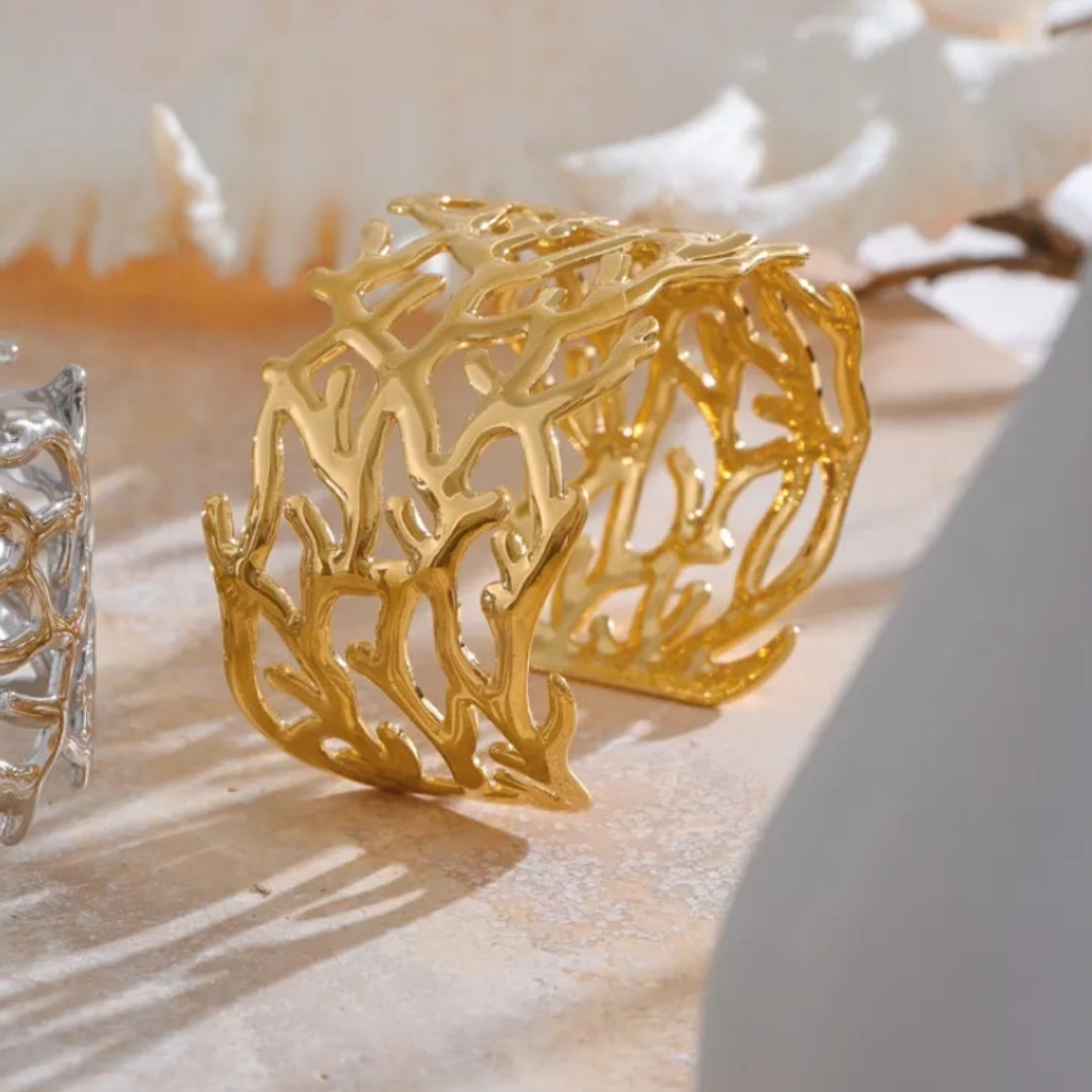 Elegant Glow Bracelet