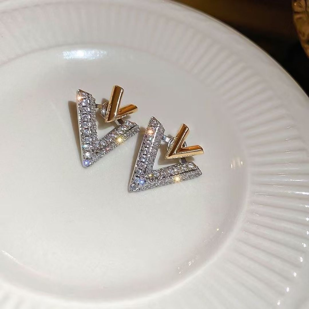 Victorious V-Studs Earrings