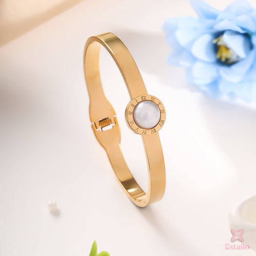 Pearl Of Statement Bracelet