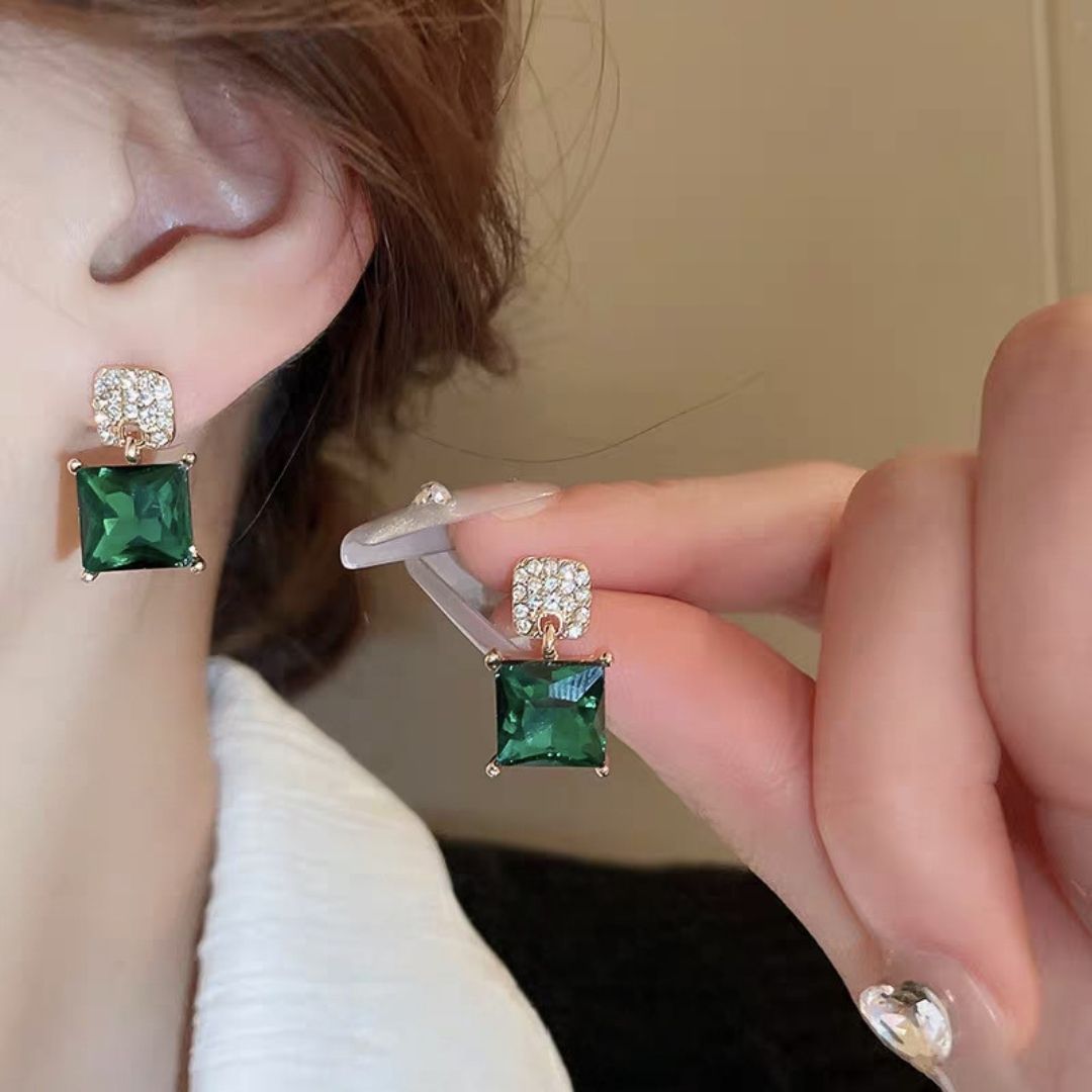 Emerald Royale Drops Earrings