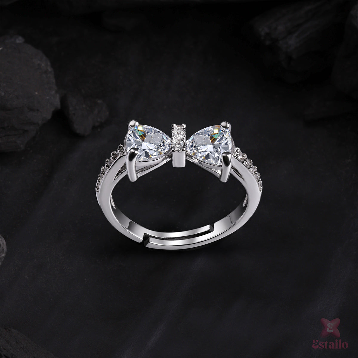 Sarin Twinkle Ring