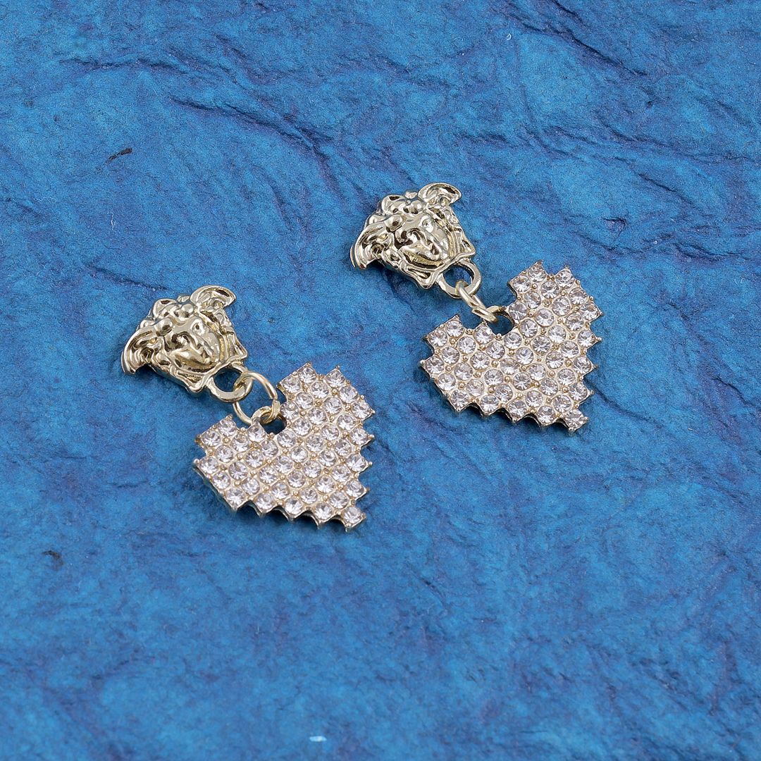 Bling Blogger Heart Earrings