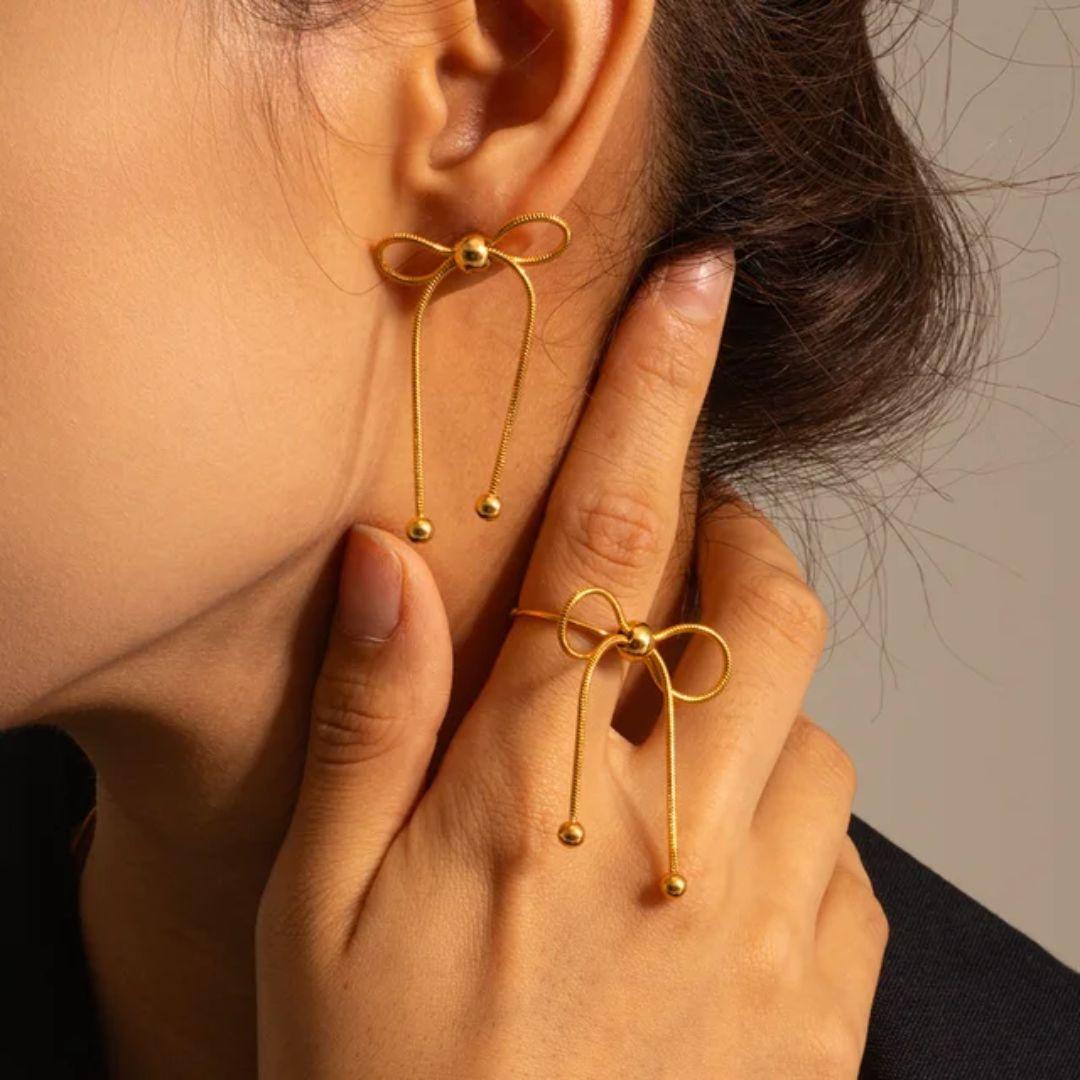 Bling Blogger Bow Earring