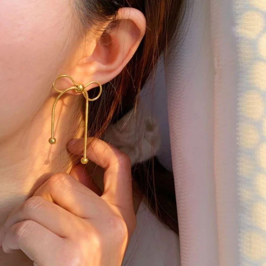 Bling Blogger Bow Earring