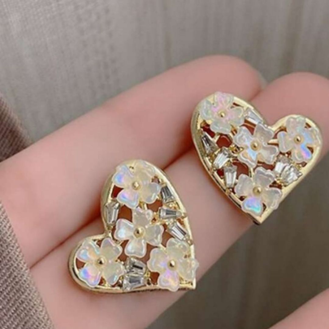 Bling Bloger Heart Earrings