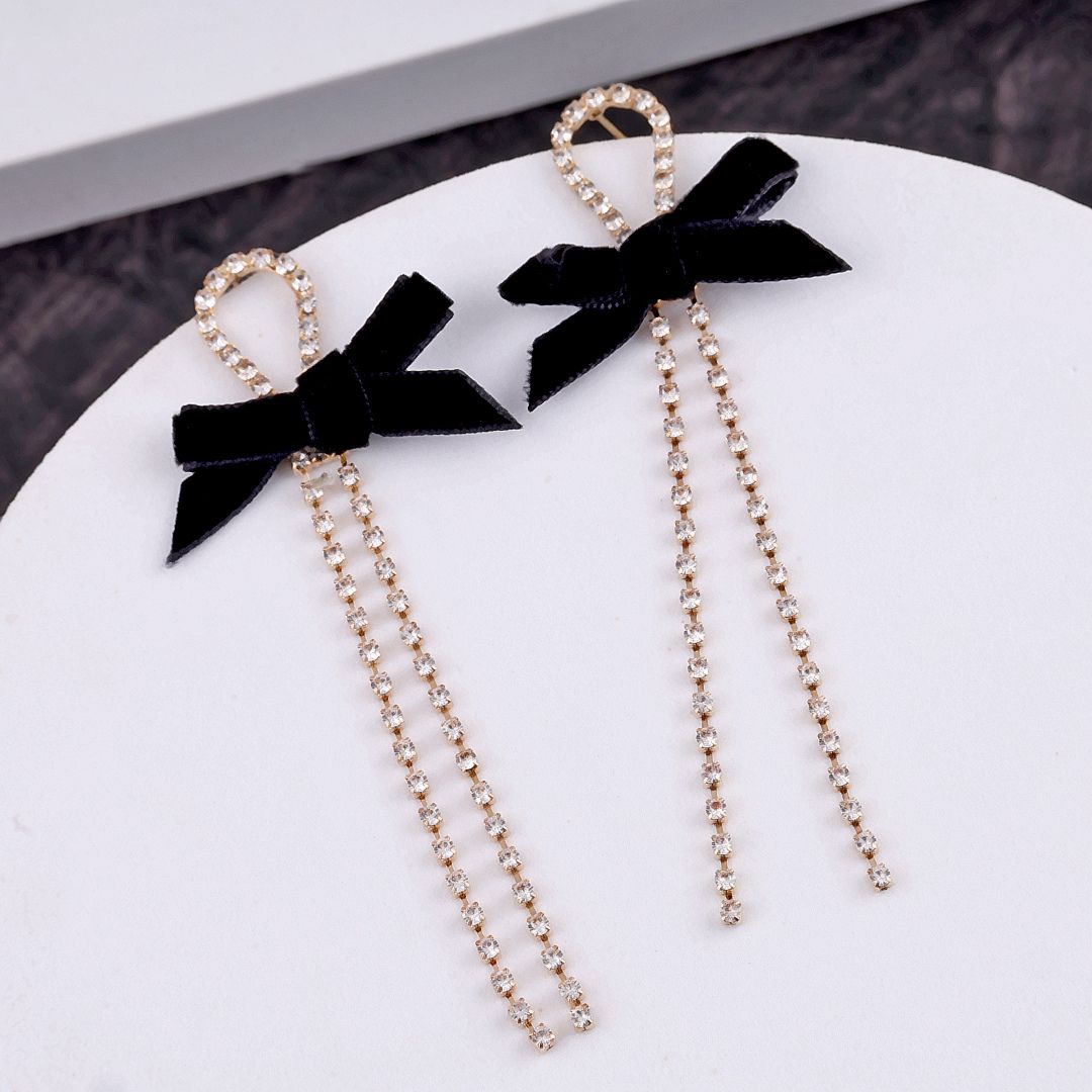 Bling Blogger bow Chain Earring