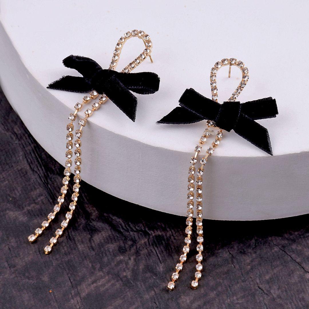 Bling Blogger bow Chain Earring