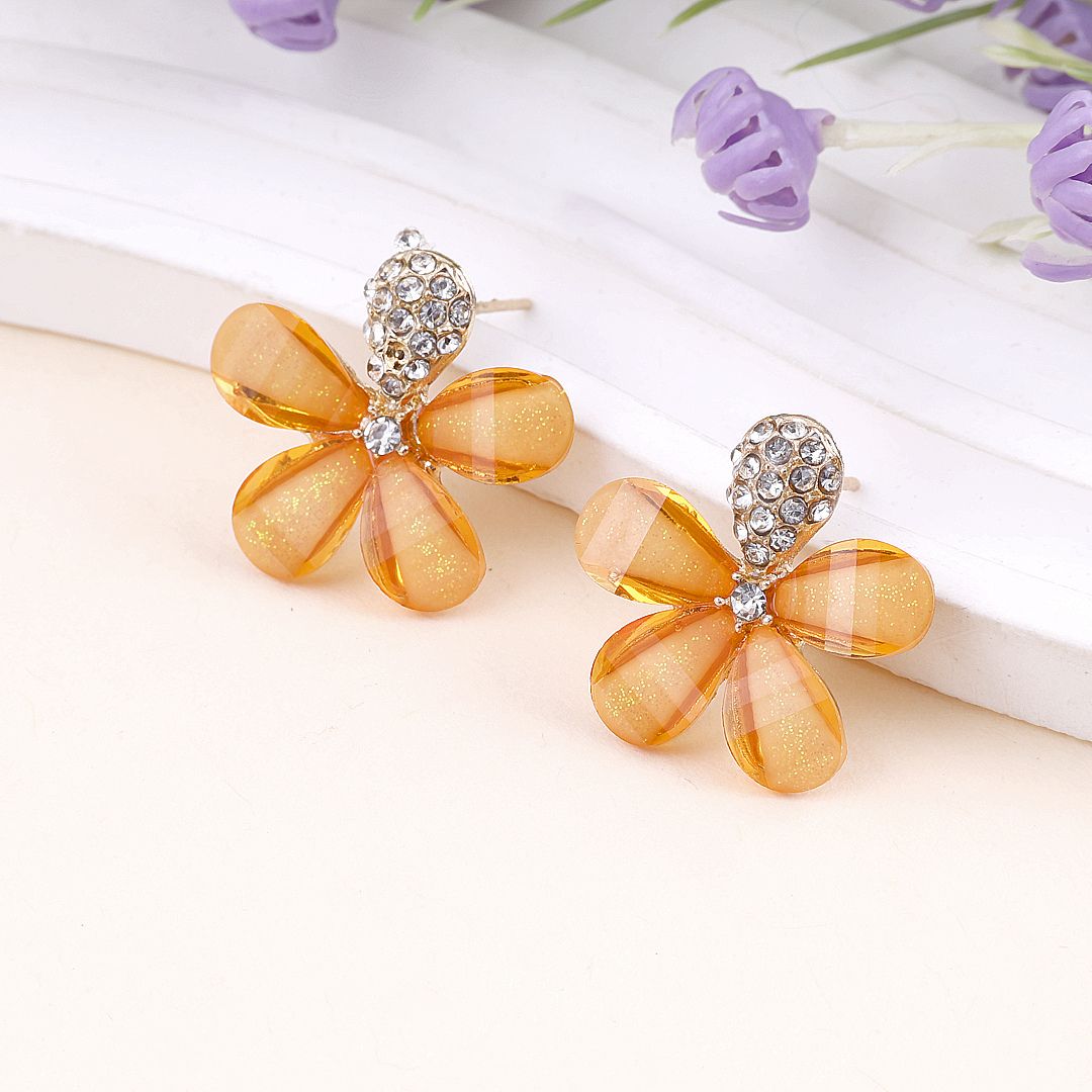 Cozy Crystal Flower Earrings