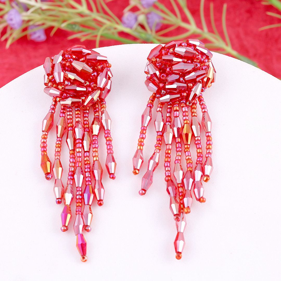 Crystal drop statement earring