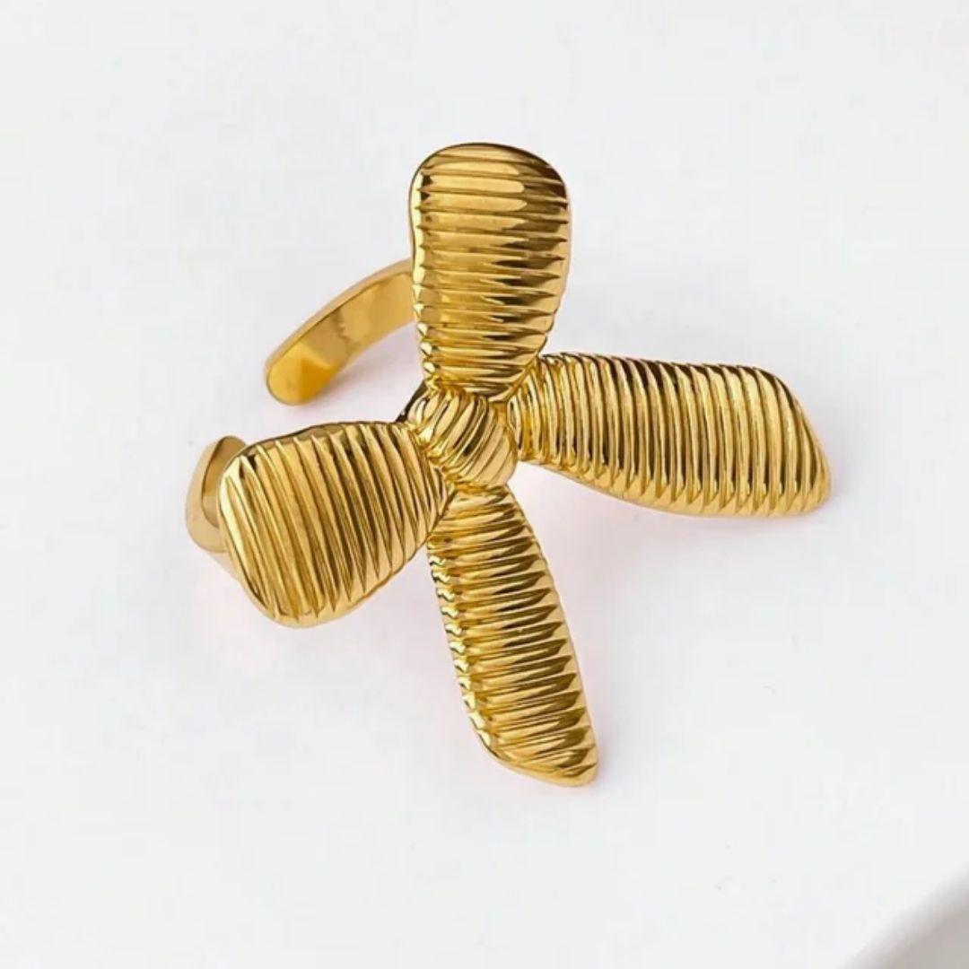 Dream Bow Ring