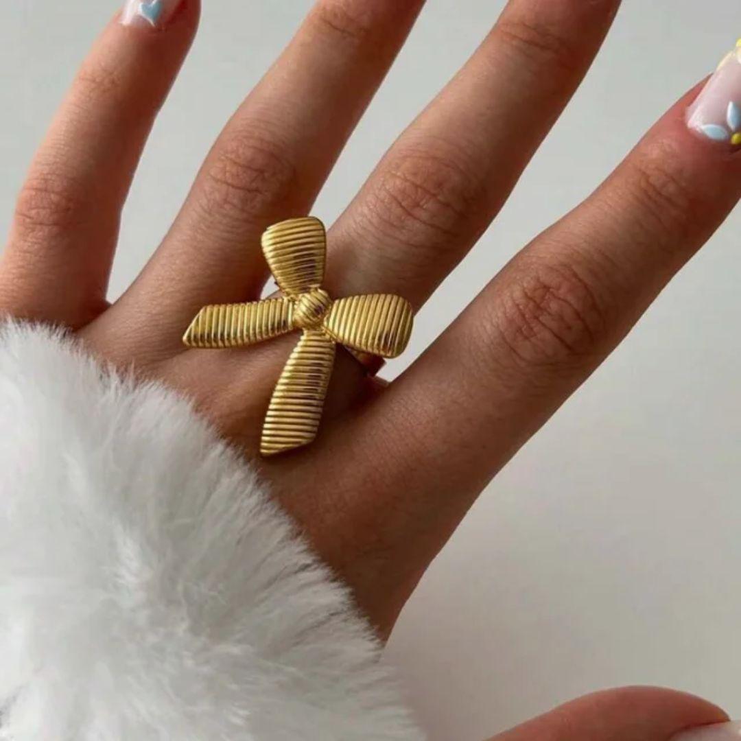 Dream Bow Ring