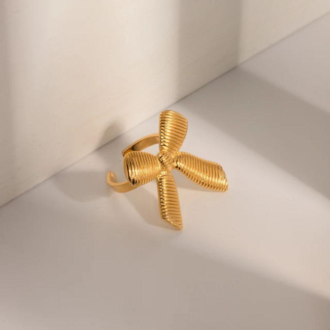 Dream Bow Ring