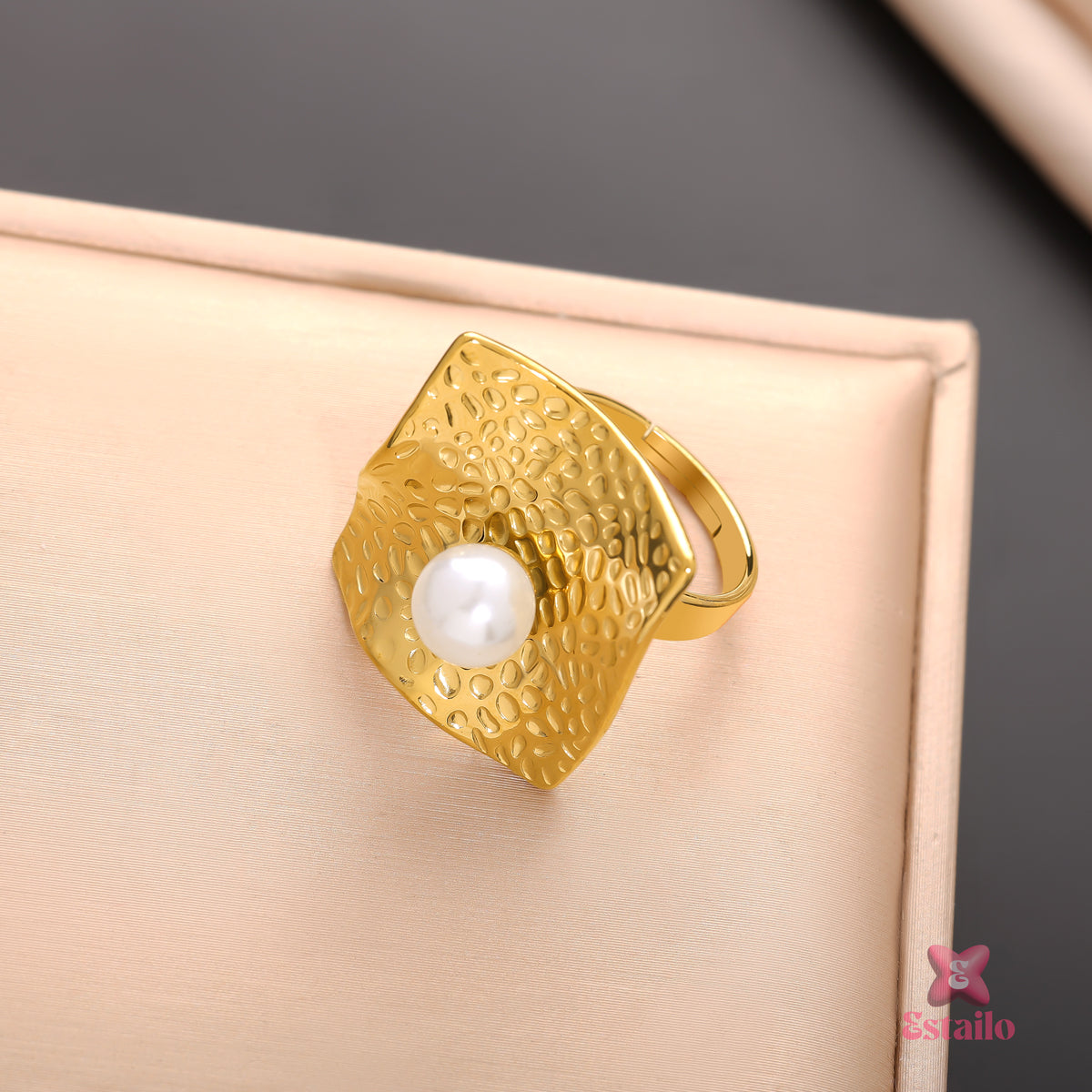 Modern Heirloom Pearl Ring
