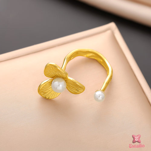 Gilded Lily Ring