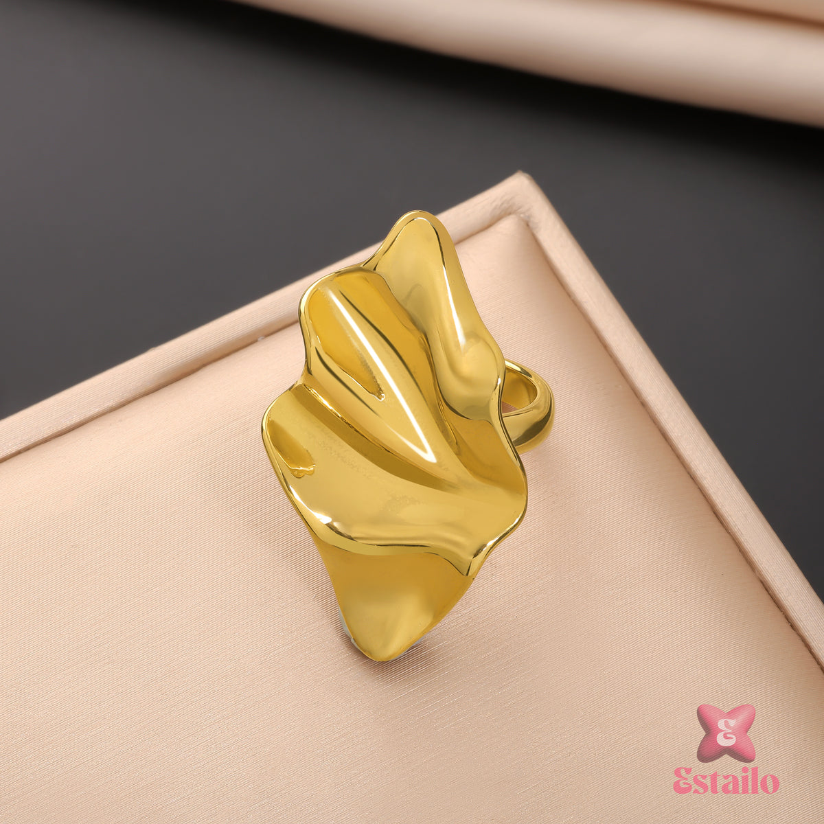 Solar Wave Ring