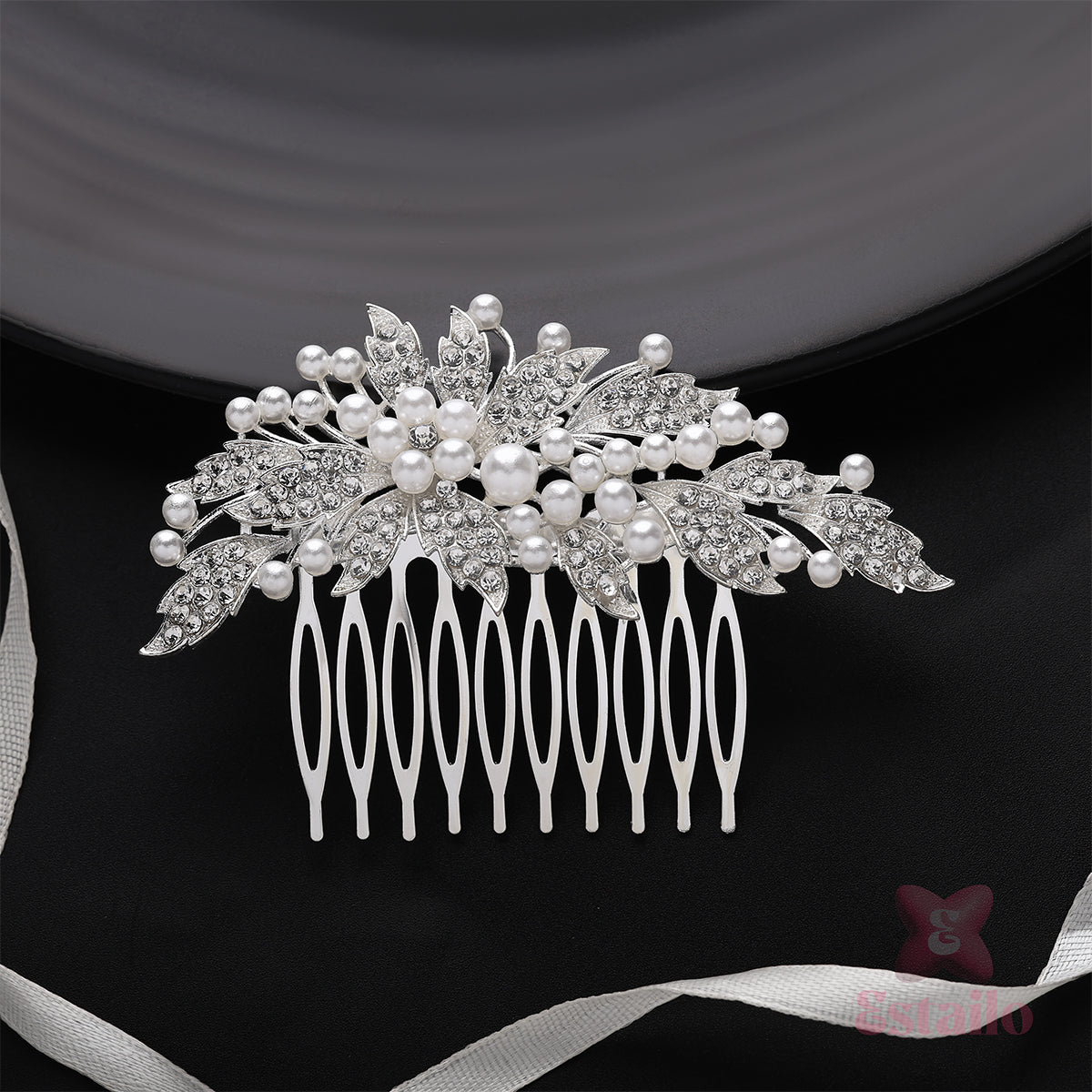 Royal Regency Bloom Comb