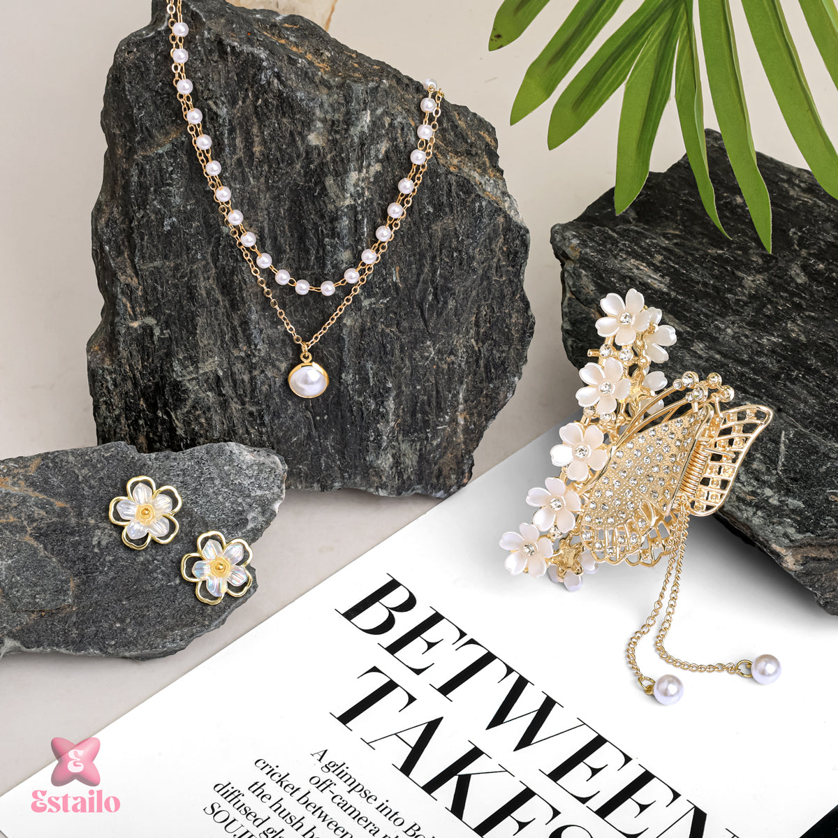 Golden Wings & Tassels Set