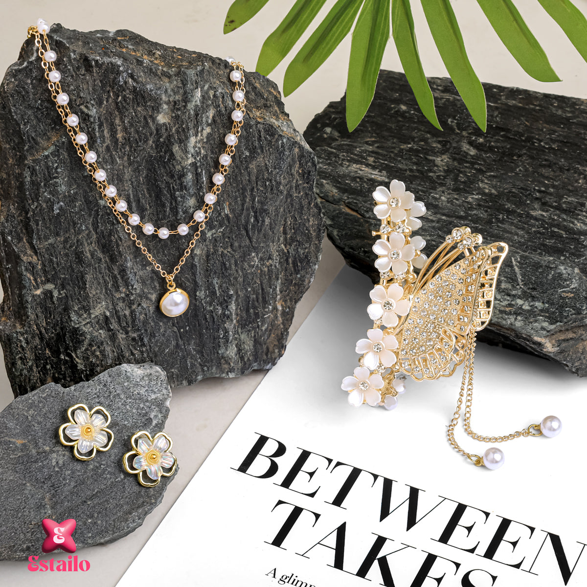 Golden Wings & Tassels Set