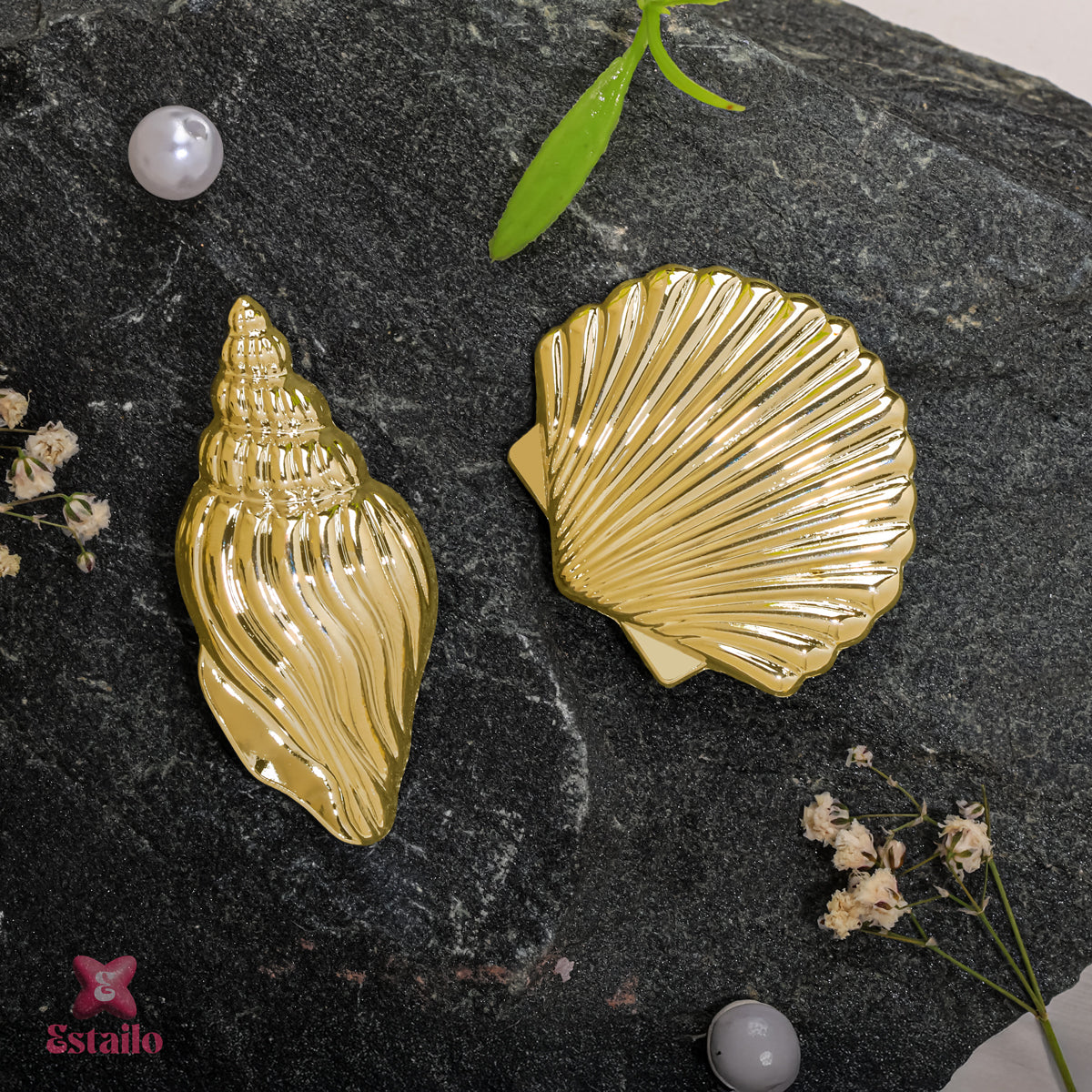 Seashell hair clip